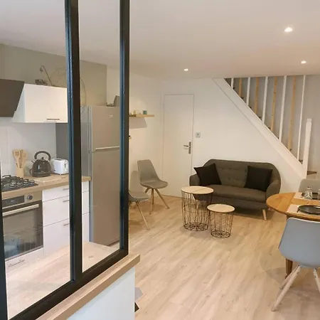 Apartment Triplexe Cosy Proche Cathedrale Angouleme